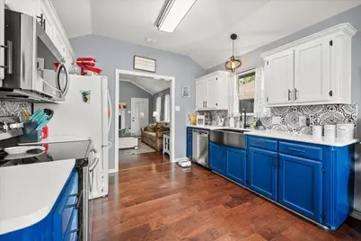 1314 Hyde Park Boulevard, Cleburne, TX 76033 - Photo 8