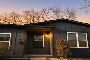 2915 56th St, Dallas, TX 75241 - Photo 2