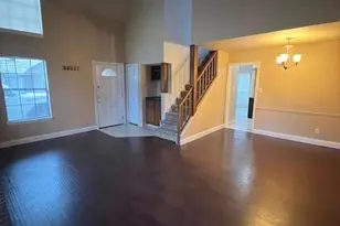 2302 Oakcrest Dr, Garland, TX 75044 - Photo 4