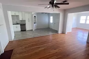 413 N 10th St, Sanger, TX 76266 - Photo 4