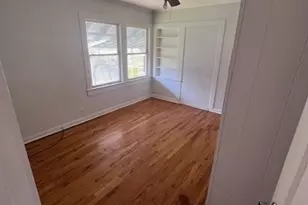 413 N 10th St, Sanger, TX 76266 - Photo 16