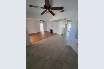 413 N 10th Street, Sanger, TX 76266 - Photo 8