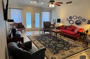 413 Campbell Ct, Richardson, TX 75080 - Photo 2