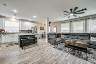 1481 Royal Oaks Dr, Frisco, TX 75036 - Photo 8