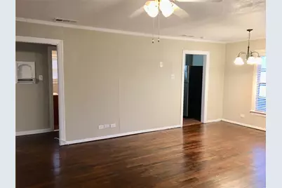 425 S Locust Street, Mesquite, TX 75149 - Photo 2