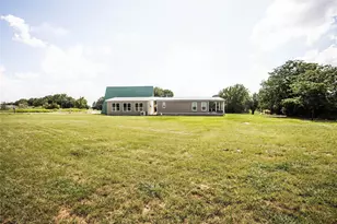 124 Greenhill Cir, Nocona, TX 76255 - Photo 4