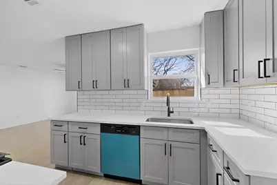 3318 Ridgefield Street, Irving, TX 75062 - Photo 12