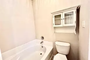 2639 Blackstone Dr, Grand Prairie, TX 75052 - Photo 22