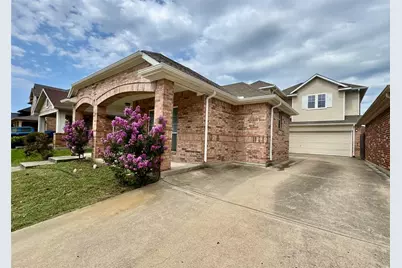 2639 Blackstone Drive, Grand Prairie, TX 75052 - Photo 34