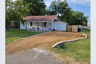 203 W Oak Street, Celina, TX 75009 - Photo 2