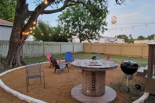 203 W Oak St, Celina, TX 75009 - Photo 16