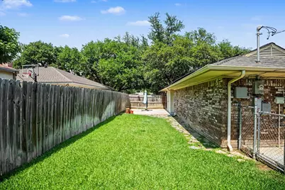 2505 Douglas Avenue, Irving, TX 75062 - Photo 30