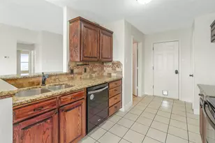 926 Meadow Cir S, Keller, TX 76248 - Photo 6