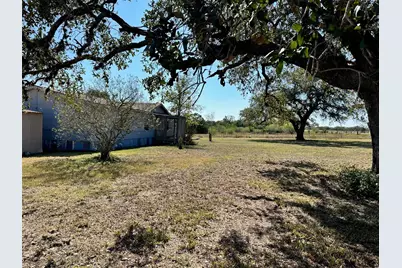 2607 Fm 318 E, Yoakum, TX 77995 - Photo 36