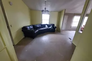 2607 Fm 318 E, Yoakum, TX 77995 - Photo 34