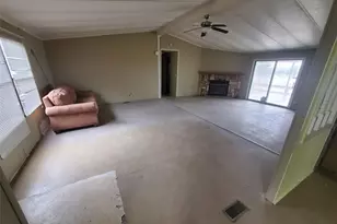 2607 Fm 318 E, Yoakum, TX 77995 - Photo 28