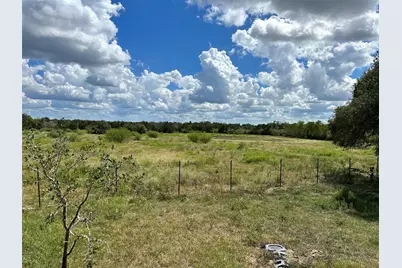 2607 Fm 318 E, Yoakum, TX 77995 - Photo 2