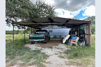 2607 Fm 318 E, Yoakum, TX 77995 - Photo 14