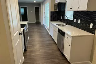 3837 Burning Tree Ln, Garland, TX 75042 - Photo 10