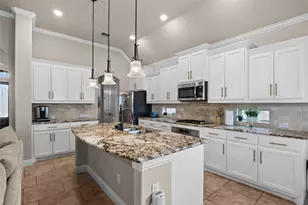 9458 Robinwoods Dr, Frisco, TX 75035 - Photo 10