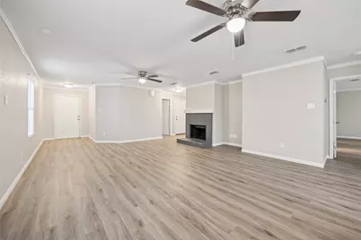 5220 Royal Burgess Drive, Fort Worth, TX 76135 - Photo 4