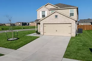 6201 Tilden Ave, Pilot Point, TX 76258 - Photo 4