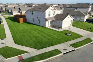 6201 Tilden Ave, Pilot Point, TX 76258 - Photo 4