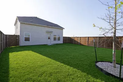 6201 Tilden Avenue, Pilot Point, TX 76258 - Photo 6