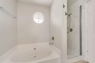 9406 Chimneywood Dr, Rowlett, TX 75089 - Photo 14