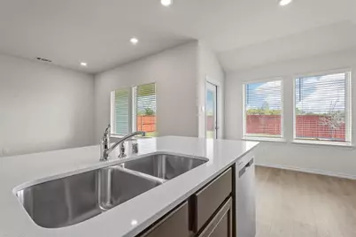 2431 S Montgomery Street, Sherman, TX 75090 - Photo 10