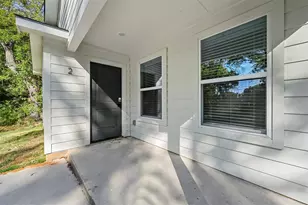 522 E 5th St, Bonham, TX 75418 - Photo 2