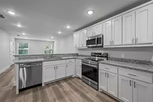 522 E 5th St, Bonham, TX 75418 - Photo 6