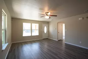 3402 Marshall St, Greenville, TX 75401 - Photo 4