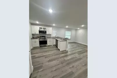 406 W 6th Street #1, Bonham, TX 75418 - Photo 4