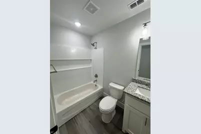 406 W 6th Street #1, Bonham, TX 75418 - Photo 6