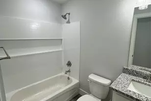 406 W 6th St, Bonham, TX 75418 - Photo 6