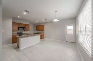 5446 Prairie Ln, Grand Prairie, TX 75052 - Photo 14