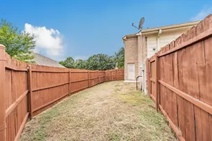 5446 Prairie Ln, Grand Prairie, TX 75052 - Photo 34