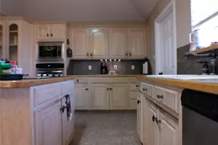 200 Co Rd 3170, Decatur, TX 76234 - Photo 14