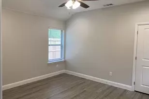 1100 W Day St, Denison, TX 75020 - Photo 16