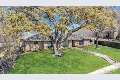 1716 Surrey Court, Garland, TX 75043 - Photo 4