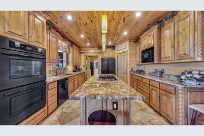 1040 Enchanted Rock Court, Possum Kingdom Lake, TX 76449 - Photo 18