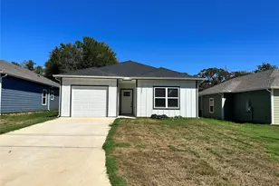 1005 Dubois St, Denison, TX 75020 - Photo 1