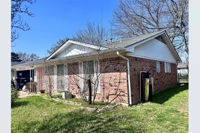 10405 Trail Avenue, Dallas, TX 75217 - Photo 2