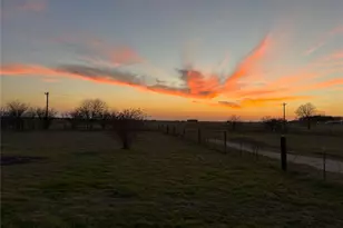 1912 Hcr 3106, Hillsboro, TX 76645 - Photo 2