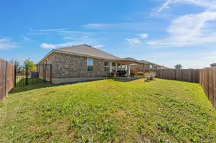 3025 Paint Horse Dr, Robinson, TX 76706 - Photo 16