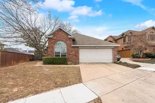 1220 Royal Crescent Dr, Bedford, TX 76021 - Photo 4