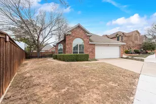 1220 Royal Crescent Dr, Bedford, TX 76021 - Photo 2