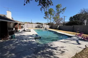 3796 Vinecrest Dr, Dallas, TX 75229 - Photo 36