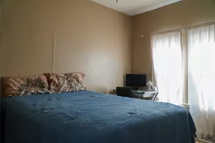 111 W 3rd St, Keene, TX 76059 - Photo 16